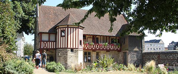 Spectacle Drôles de rencontres au musée - Par La Belle Envolée
