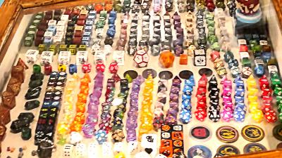 Exposition "Le dé : une histoire à 6 faces" au musée du Prieuré