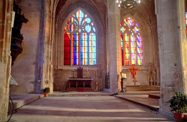 Intérieur Église Saint-Martin - vitraux
