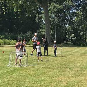 Le parc se met au vert - Une partie de football