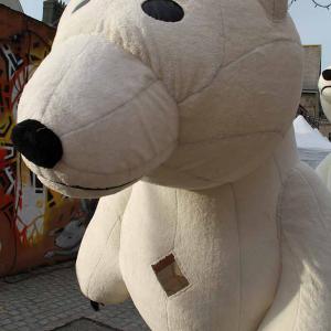 Marché de Noël 2019 - La parade des ours - Un bisou ?!