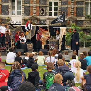 Animations été - Spectacle Les Pirates par la Cie Arti Show