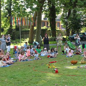 Animations été - Spectacle special tout petits Pousse petite pousse par les Radicelles infimes