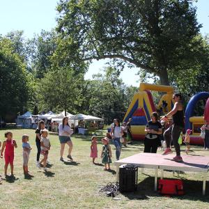 Un été au parc - Soirée d'ouverture - Zumba avec Jessica