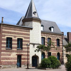 Bibliothèque Elsa Triolet