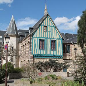 Bibliothèque Elsa Triolet