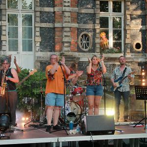 Soirée de lancement d'Un été au parc 2023 avec le groupe Toobab