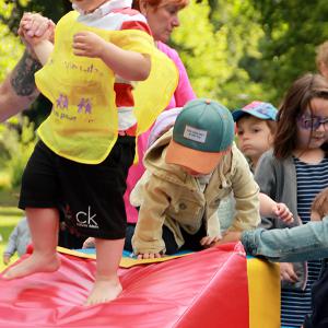 Un été au parc 2023 - Parcours moteur - Petite enfance