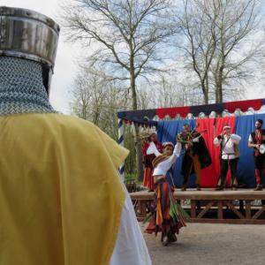 Compagnie Arcadia - Théâtre sur scénette dans le parc